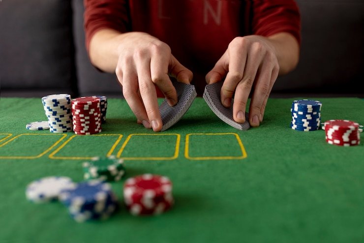 Tim dukungan pelanggan online siap membantu pengguna saat login